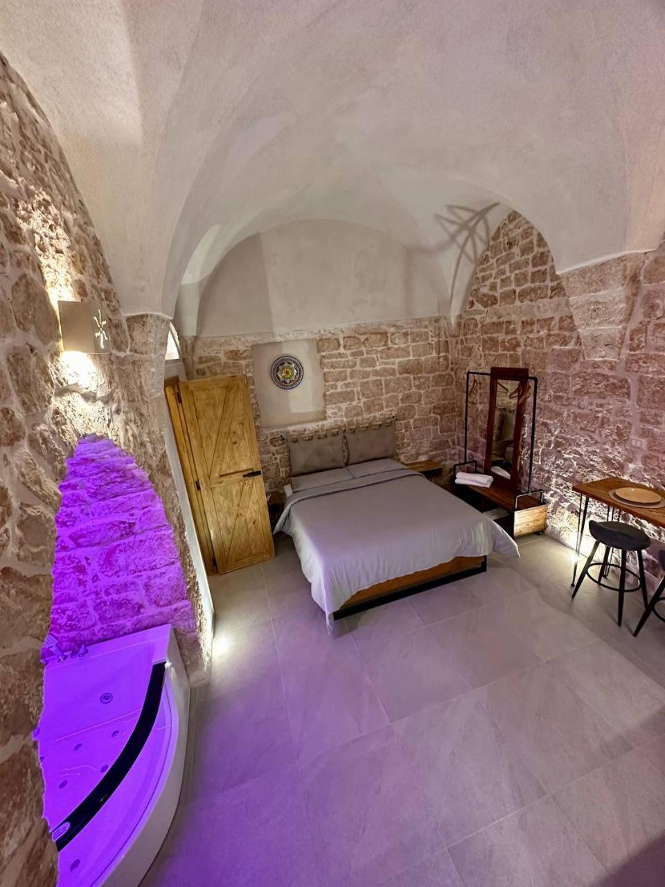 Primus Suite Ceglie Messapica Εξωτερικό φωτογραφία