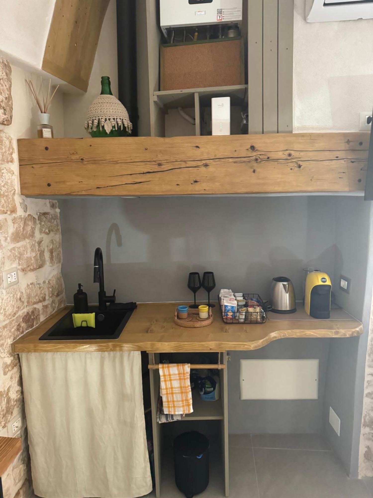 Primus Suite Ceglie Messapica Εξωτερικό φωτογραφία
